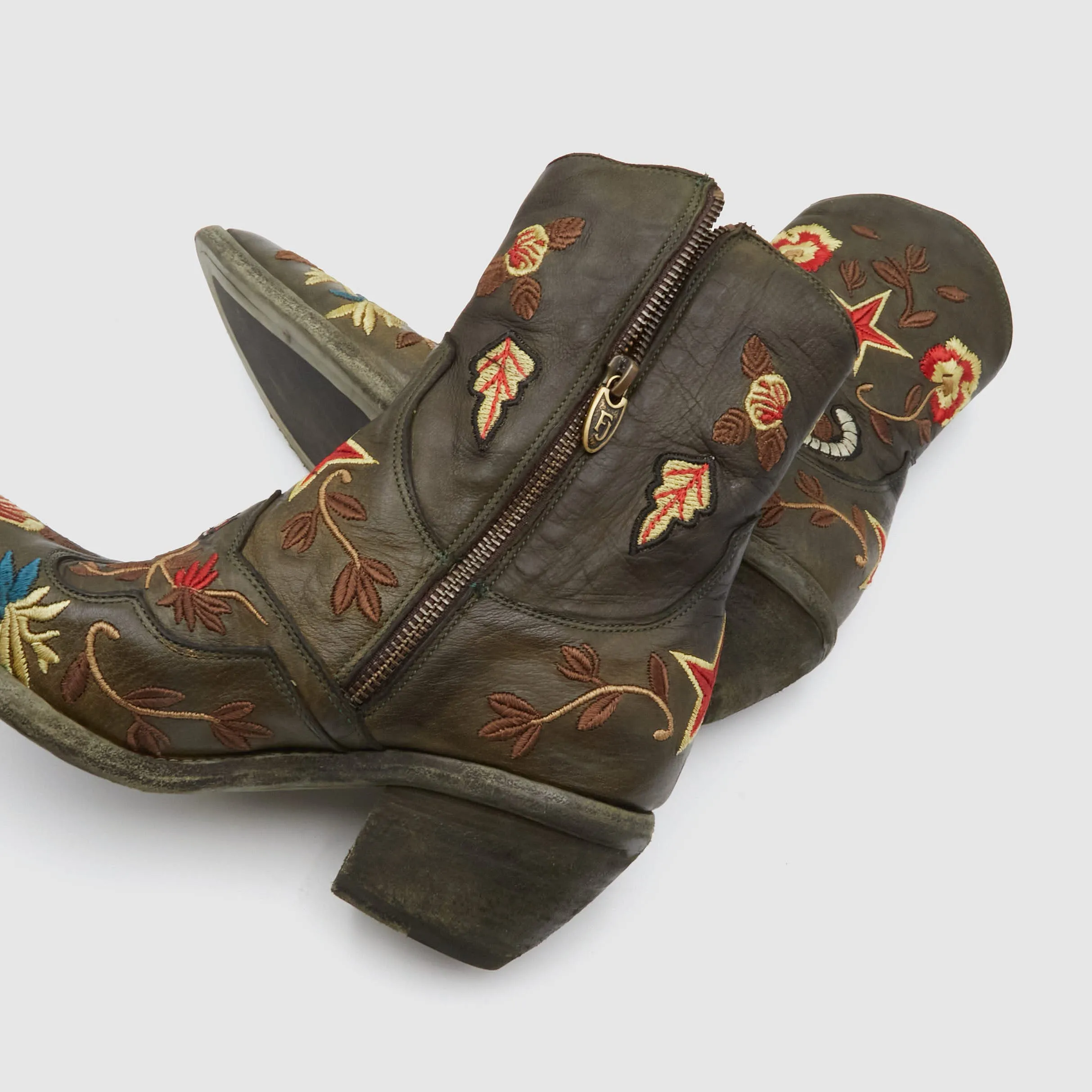 Fauzian Jeunesse Ladies Embroidered Western Ankle Boot
