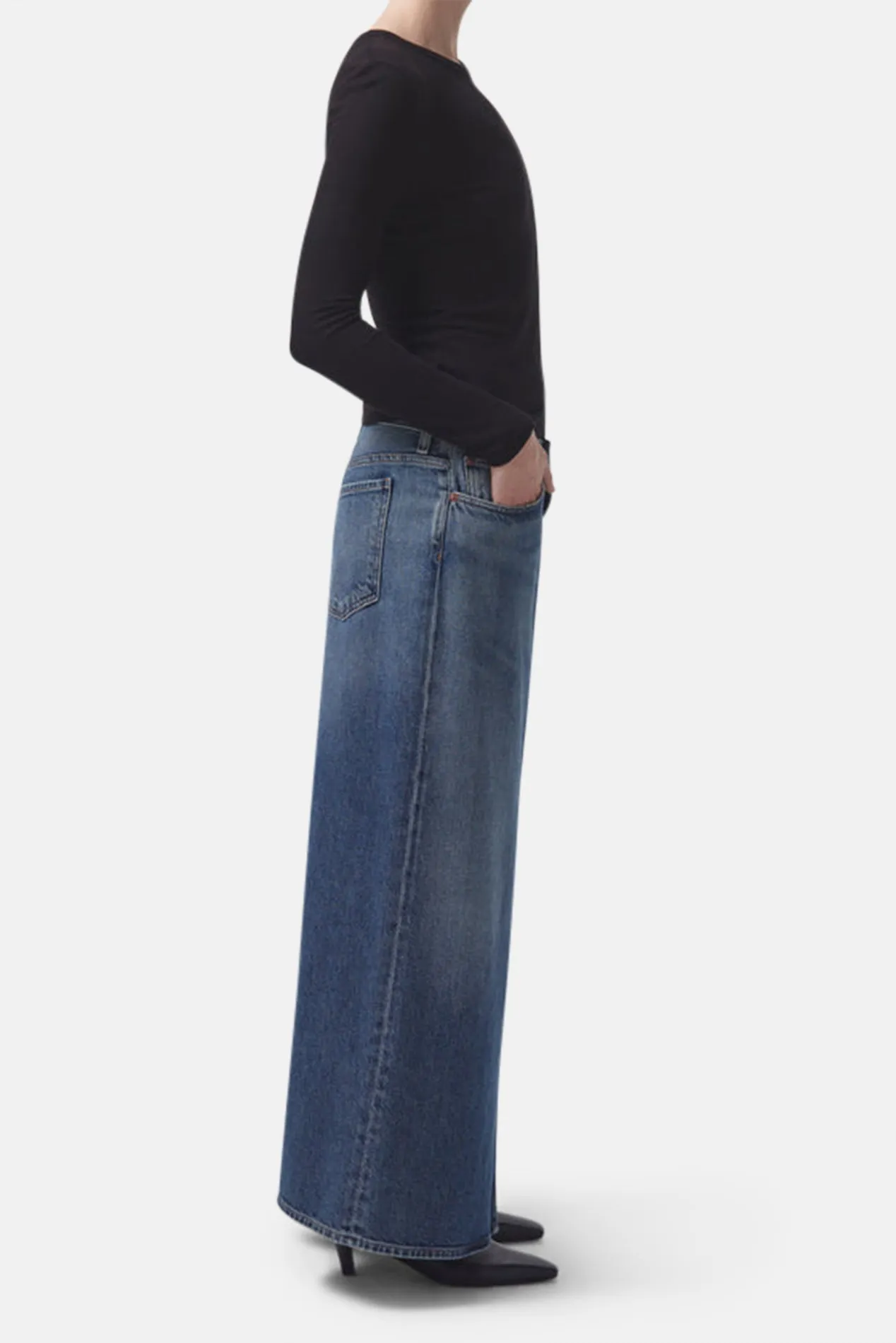 Leif Skirt Swing